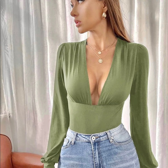 Milumia woman’s deep V neck long sleeve skinny stretch body leotard - Picture 5 of 6